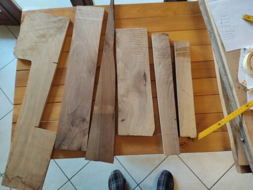 Assi di noce nostrale stagionato grandezze varie