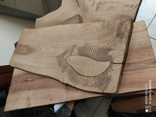 Assi di noce nostrale stagionato grandezze varie