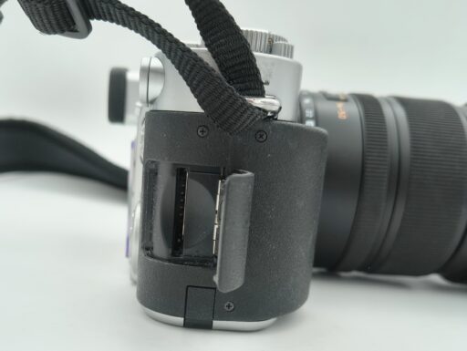 Leica digilux 3 + leica d vario elmarit 14-50mm f/2.8-3.5