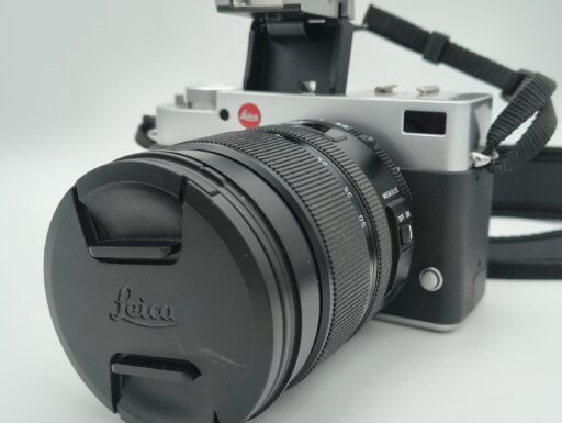 Leica digilux 3 + leica d vario elmarit 14-50mm f/2.8-3.5