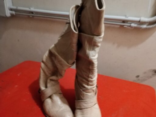 Stivali vintage donna pelle beige