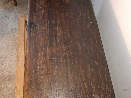 Cassapanca spagnola antica