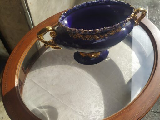 Tavolino bacheca ovale