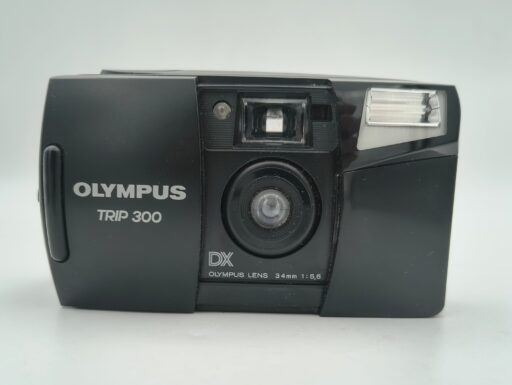 Olympus trip 300 (fotocamera analogica 35mm) usato