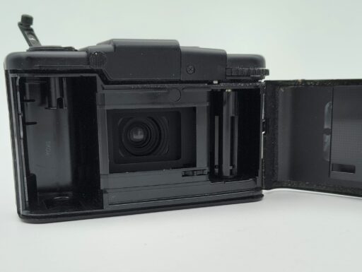 Olympus xa2 (analogica 35mm) usato