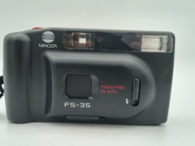 Minolta fs-35 (fotocamera analogica 35mm) usato
