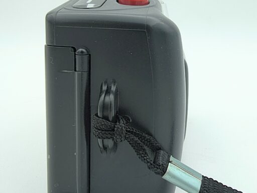 Minolta fs-35 (fotocamera analogica 35mm) usato