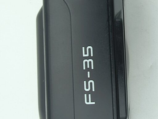 Minolta fs-35 (fotocamera analogica 35mm) usato