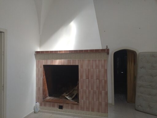 Finimmobil vende, in san donato di l. via s.grande n.2 casa