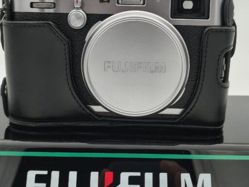 Fujifilm x100f usato