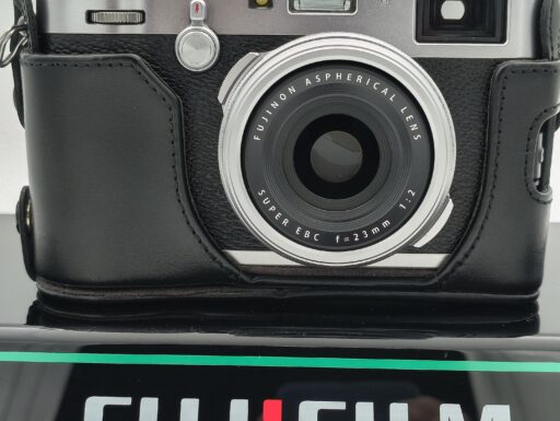 Fujifilm x100f usato