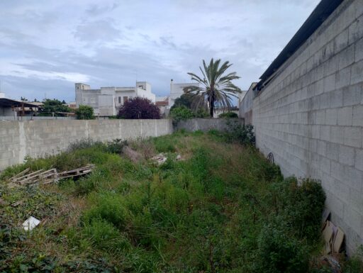 Finimmobil vende, in san pietro v.co via c.sal. todaro suolo