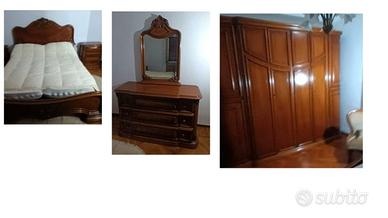 Mobili, film vhs e varie