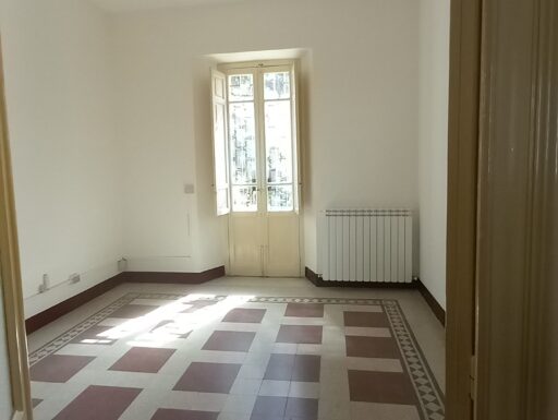 Appartamento in via francesco crispi a catanzaro