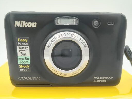 Nikon coolpix s30