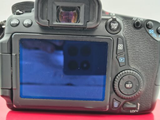 Canon eos 70d+ef-s 18-135mm (scatti 16.273) usato