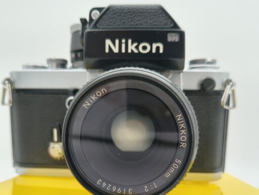 Nikon f2 photomic + nikon nikkor 50mm f/2 usato