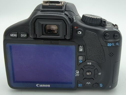Canon eos 550d + ef-s 18-55mm f3.5-5.6 is ii (scatti 17.395)