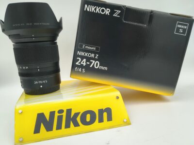 Nikon nikkor z 24-70mm f/4 s usato "saldi"