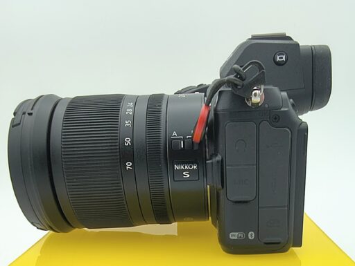 Nikon z5 + nikkor z 24-70mm f/4 s (scatti 7.534) usato saldi