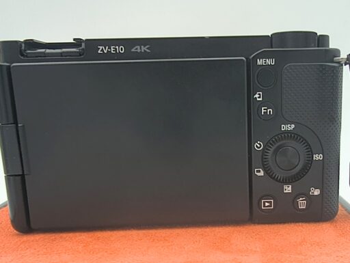 Sony zv-e10+e 16-50mm f/3.5-5.6 pz oss (scatti 2.653) usato