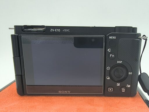 Sony zv-e10+e 16-50mm f/3.5-5.6 pz oss (scatti 2.653) usato