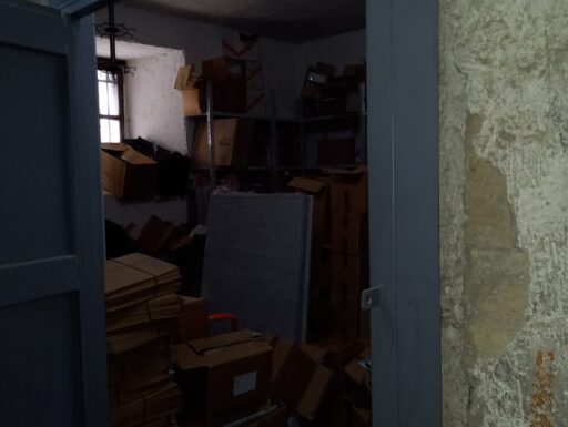 Scantinato 18mq zona vomero p.zza medaglie d'oro