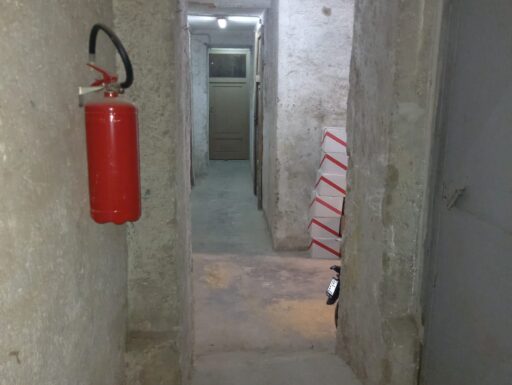 Scantinato 18mq zona vomero p.zza medaglie d'oro