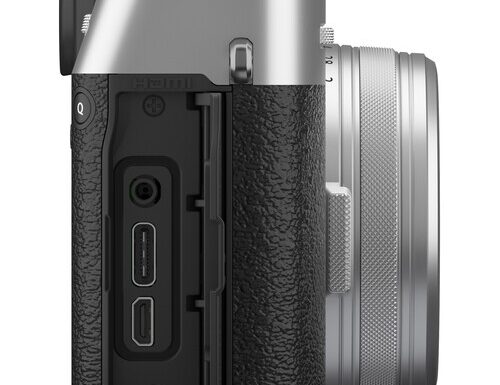 Fujifilm x-100 vi silver - garanzia ufficiale fuji italia