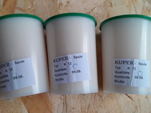 Giuntatrice kuper a filo a caldo pre-collato manuale.