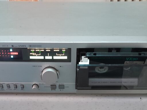 Piastra a cassette jvc model dd-7e vintage non funzionante