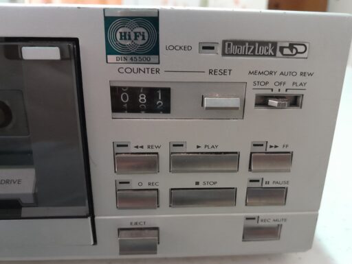 Piastra a cassette jvc model dd-7e vintage non funzionante
