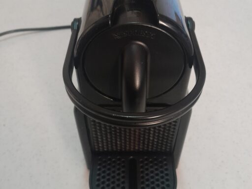 Macchina de longhi nespresso inissia en 80-b. perde acqua