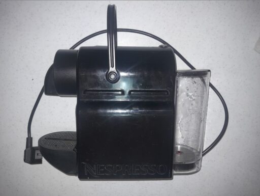 Macchina de longhi nespresso inissia en 80-b. perde acqua
