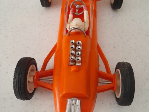 Modellino auto da corsa marchio "ray's" da collezione