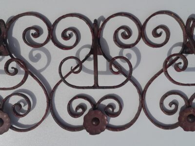 Appendiabiti in ferro battuto