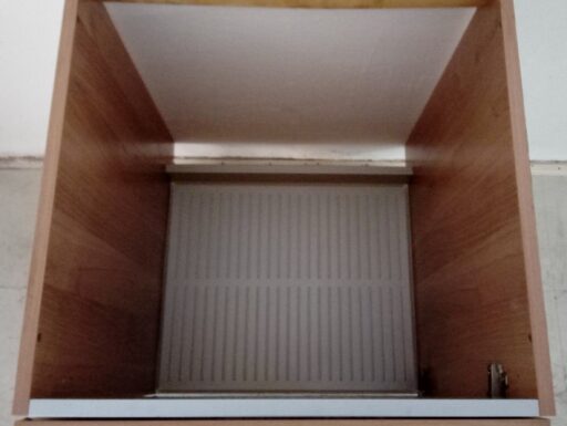 Basi per cucina varie altezza 85/90 cm.