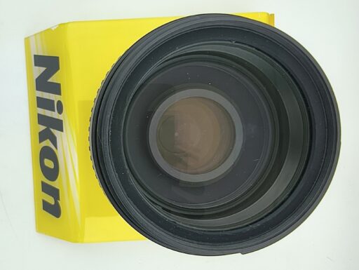 Nikon af-s 70-300mm f/4.5-5.6 g vr if ed usato