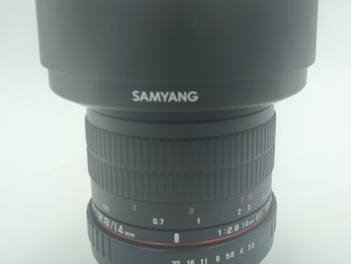 Samyang 14mm ed as if umc per canon usato