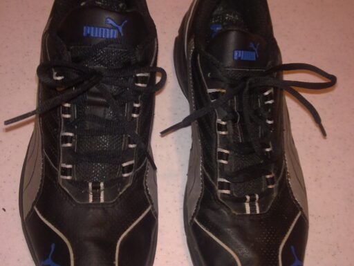 Scarpe da ginnastica puma misura 46 in morbida pelle nera