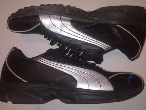 Scarpe da ginnastica puma misura 46 in morbida pelle nera