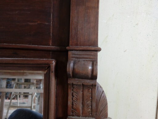Specchiera antica in legno si può usare al muro o appoggiata