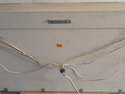 Pensile a specchio da bagno con 6 lampadine