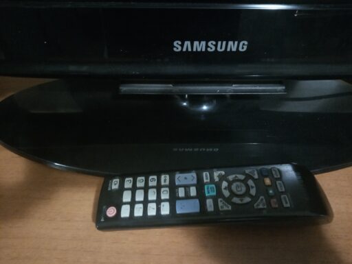 Tv samsung 32 pollici full hdmi completo di telecomando
