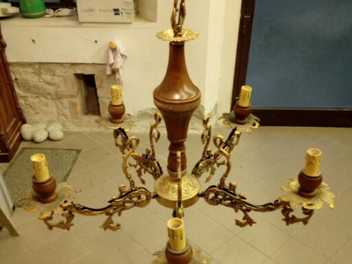 Lampadario 5 luci bracci in ottone e legno