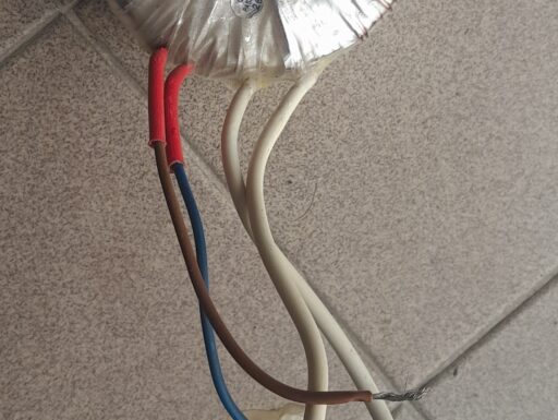 Trasformatore 220v - 12v sec. 200 va toroidale